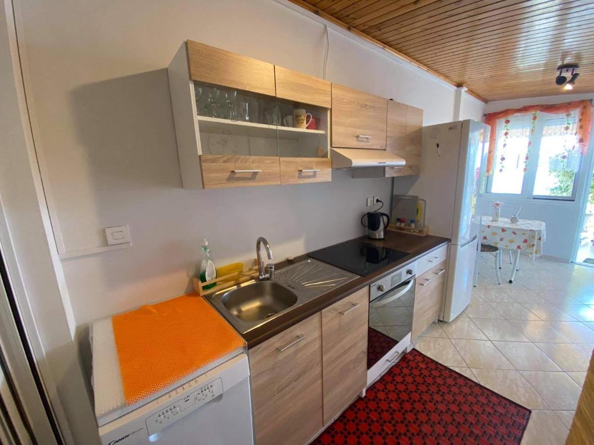 Siga Siga Apartment Mégara Exterior foto