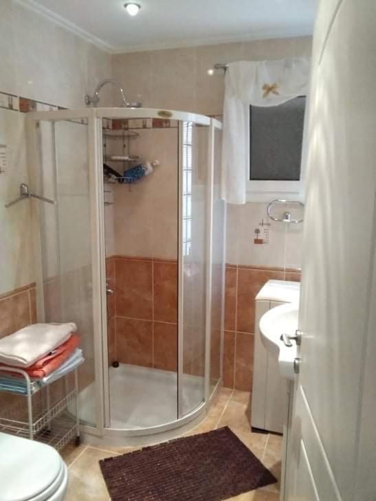 Siga Siga Apartment Mégara Exterior foto